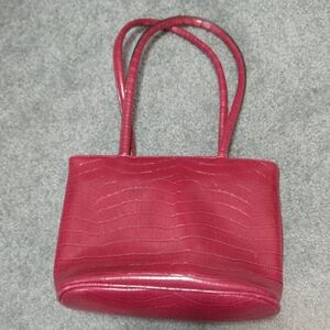 Leslie Fay Purse